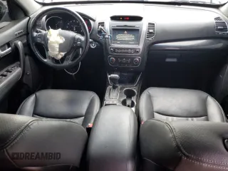 2014 Kia Sorento SX Limited с VIN 5XYKWDA74EG536509, выставлен на аукционе Copart как лот 86627414 с пробегом 107 093 миль миль и Списание • Salvage title. История ставок и продаж доступна на DreamBid. Изображение 8.
