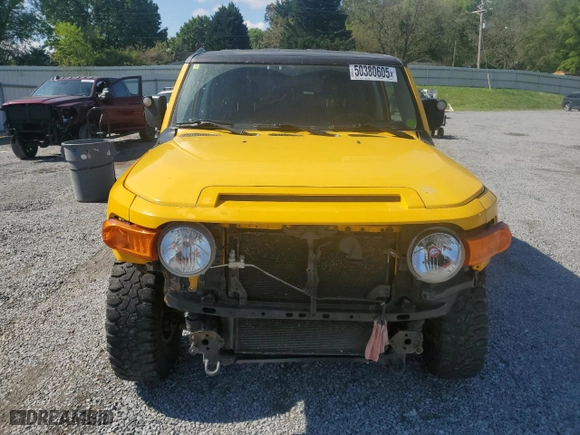 2007 Toyota FJ Cruiser with VIN JTEBU11F670072834, listed as a Copart auction lot 50380605 with 174,226 mi miles and Salvage Title. Bid and sale history available at carsss.com. Image 5.