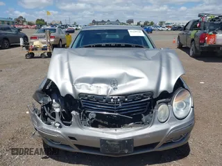 2007 Mercedes-Benz E 350 z VIN WDBUF56X57A995752, wystawiony jako IAAI lot #42249560 z przebiegiem 215 477 mil mil oraz . Historia ofert i sprzedaży dostępna na DreamBid. Obrazek 12.