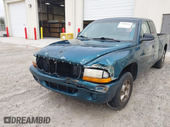 1997 Dodge Dakota with VIN 1B7GL23X8VS130176, listed as a IAAI auction lot 41808664 with 161,552 mi miles. Bid and sale history available at carsss.com. Image 6.