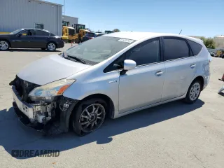 2014 Toyota Prius Two with VIN JTDZN3EU8EJ013716, listed as a Copart auction lot 61624315 with 112,892 mi miles and Salvage title. Bid and sale history available at DreamBid. Image 1.
