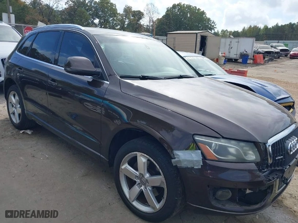 2012 Audi Q5 2.0T Premium Plus with VIN WA1LFAFP7CA110459, listed as a IAAI auction lot 40748633 with 169,874 mi miles. Bid and sale history available at carsss.com. Image 1.