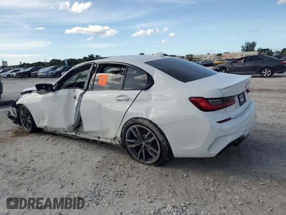 2020 BMW 3 Series M340i with VIN 3MW5U7J03L8B32193, listed as a Copart auction lot 75435564 with 0 mi miles and Non Repairable. Bid and sale history available at carsss.com. Image 2.