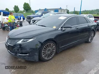 2013 Lincoln MKZ with VIN 3LN6L2J90DR808800, listed as a IAAI auction lot 42169307 with 184,084 mi miles and . Bid and sale history available at DreamBid. Image 17.