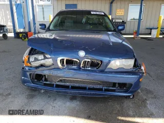 2001 BMW 3 Series 330Ci z VIN WBABN53481JU31524, wystawiony jako Copart lot #57361355 z przebiegiem 207 884 mil mil oraz Szkoda całkowita • Salvage title. Historia ofert i sprzedaży dostępna na DreamBid. Obrazek 5.