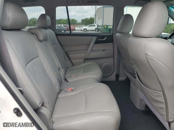 2011 Toyota Highlander with VIN 5TDZK3EH6BS026944, listed as a Copart auction lot 50164615 with 145,892 mi miles and Salvage Title. Bid and sale history available at carsss.com. Image 11.