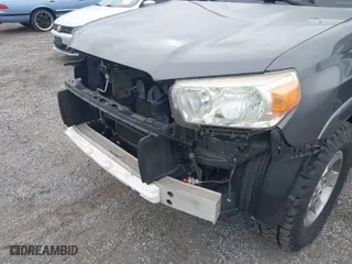 2011 Toyota 4Runner Trail with VIN JTEBU5JR0B5060272, listed as a IAAI auction lot 41649776 with 212,153 mi miles. Bid and sale history available at carsss.com. Image 6.