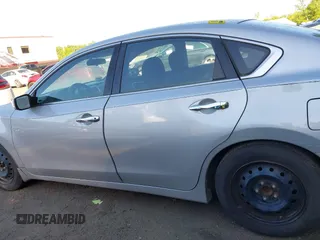 2016 Nissan Altima SL with VIN 1N4AL3AP6GC270230, listed as a IAAI auction lot 42211085 with 118,703 mi miles and . Bid and sale history available at carsss.com. Image 14.