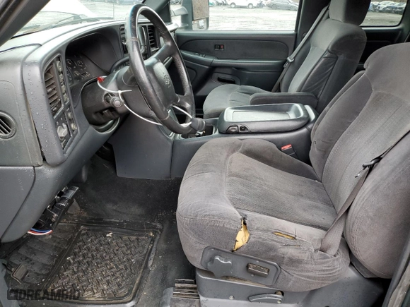 2002 Chevrolet Silverado 1500 LT with VIN 2GCEK19T721290666, listed as a Copart auction lot 48002255 with 220,193 mi miles and Clean Title. Bid and sale history available at carsss.com. Image 8.