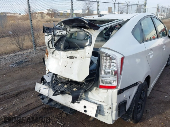 2011 Toyota Prius I with VIN JTDKN3DU1B1427404, listed as a IAAI auction lot 41783804 with 207,899 mi miles. Bid and sale history available at carsss.com. Image 18.