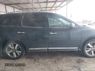 2014 Nissan Pathfinder S with VIN 5N1AR2MNXEC686612, listed as a IAAI auction lot 41603092 with 195,137 mi miles. Bid and sale history available at carsss.com. Image 13.
