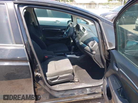 2019 Honda Fit LX z VIN 3HGGK5H45KM753568, wystawiony jako IAAI lot #42004174 z przebiegiem 96 406 mil mil oraz . Historia ofert i sprzedaży dostępna na DreamBid. Obrazek 5.