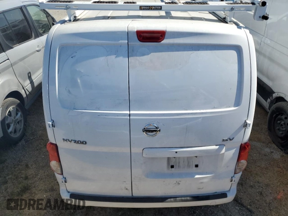 2020 Nissan NV200 SV with VIN 3N6CM0KN9LK699312, listed as a Copart auction lot 62494915 with 90,821 mi miles and Salvage title. Bid and sale history available at DreamBid. Image 6.