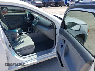 2007 Toyota Camry CE with VIN 4T1BE46K27U700563, listed as a IAAI auction lot 42080006 with 203,027 mi miles. Bid and sale history available at carsss.com. Image 5.