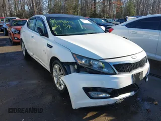 2013 Kia Optima EX with VIN 5XXGN4A70DG228426, listed as a IAAI auction lot 41498343 with 146,592 mi miles. Bid and sale history available at carsss.com. Image 6.