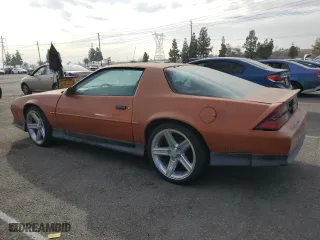 1991 Chevrolet Camaro RS with VIN 1G1FP23E4ML138405, listed as a Copart auction lot 83229674 with 158,348 mi miles and Salvage Title. Bid and sale history available at carsss.com. Image 2.