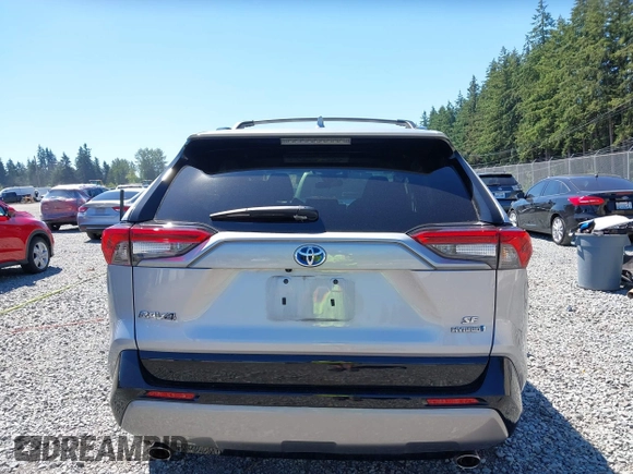 2022 Toyota RAV4 Hybrid SE with VIN 4T3T6RFV7NU100943, listed as a IAAI auction lot 42621376 with 22,543 mi miles and . Bid and sale history available at DreamBid. Image 17.