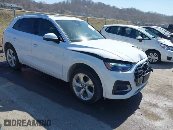 2021 Audi Q5 Premium Plus with VIN WA1BAAFYXM2050143, listed as a IAAI auction lot 41724418 with 60,638 mi miles. Bid and sale history available at carsss.com. Image 1.