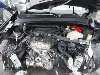 2019 Jeep Compass Latitude with VIN 3C4NJDBB1KT601609, listed as a IAAI auction lot 41931381 with Not provided miles and . Bid and sale history available at DreamBid. Image 10.