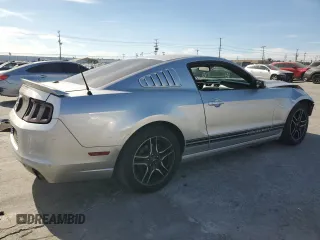 2014 Ford Mustang V6 with VIN 1ZVBP8AM8E5284876, listed as a Copart auction lot 46442325 with 120,078 mi miles and Salvage Title. Bid and sale history available at carsss.com. Image 3.