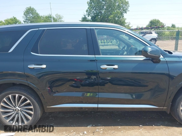 2023 Hyundai Palisade Calligraphy z VIN KM8R74GE4PU590391, wystawiony jako IAAI lot #42475508 z przebiegiem 38 015 mil mil oraz . Historia ofert i sprzedaży dostępna na DreamBid. Obrazek 14.