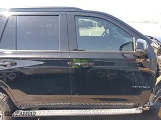 2021 Chevrolet Tahoe Z71 with VIN 1GNSKPKD2MR124128, listed as a IAAI auction lot 41874524 with 75,066 mi miles. Bid and sale history available at carsss.com. Image 14.