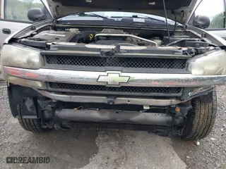 2004 Chevrolet TrailBlazer LS with VIN 1GNDT13S542370499, listed as a IAAI auction lot 41983818 with 1 mi miles. Bid and sale history available at carsss.com. Image 6.