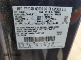 2004 Ford F-150 XL z VIN 2FTRF18WX4CA71189, wystawiony jako Copart lot #43083775 z przebiegiem 95 146 mil mil oraz Szkoda całkowita • Salvage title. Historia ofert i sprzedaży dostępna na DreamBid. Obrazek 12.