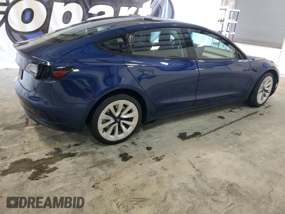 2022 Tesla Model 3 with VIN 5YJ3E1EA5NF372643, listed as a Copart auction lot 54096985 with 43,438 mi miles and Clean Title. Bid and sale history available at DreamBid. Image 3.