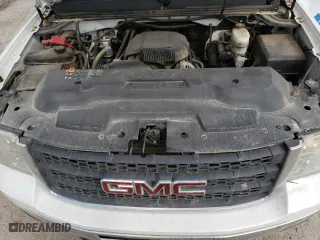 2014 GMC Sierra 3500HD Work Truck with VIN 1GT322CG0EF115990, listed as a Copart auction lot 78132414 with 121,471 mi miles and Salvage Title. Bid and sale history available at carsss.com. Image 11.