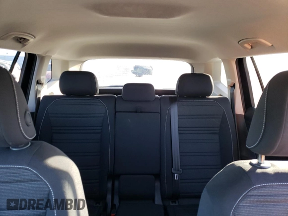 2024 Volkswagen Tiguan S with VIN 3VVFB7AX9RM139970, listed as a Copart auction lot 44261515 with 5,265 mi miles and Salvage title. Bid and sale history available at DreamBid. Image 10.