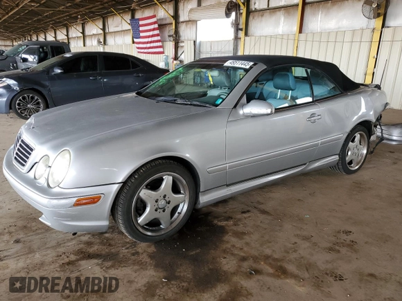 2000 Mercedes-Benz CLK 320/430 z VIN WDBLK70G3YT033094, wystawiony jako Copart lot #49511445 z przebiegiem 193 281 mil mil oraz Szkoda całkowita • Salvage title. Historia ofert i sprzedaży dostępna na DreamBid. Obrazek 1.