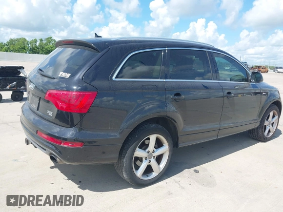 2015 Audi Q7 S line Prestige with VIN WA1DGAFE9FD004677, listed as a IAAI auction lot 42590832 with 150,143 mi miles and . Bid and sale history available at DreamBid. Image 4.