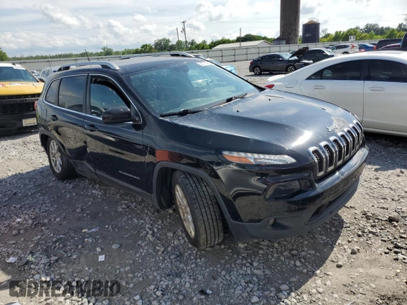 2017 Jeep Cherokee Latitude z VIN 1C4PJLCB9HW643823, wystawiony jako Copart lot #58516265 z przebiegiem 81 586 mil mil oraz Szkoda całkowita • Salvage title. Historia ofert i sprzedaży dostępna na DreamBid. Obrazek 4.