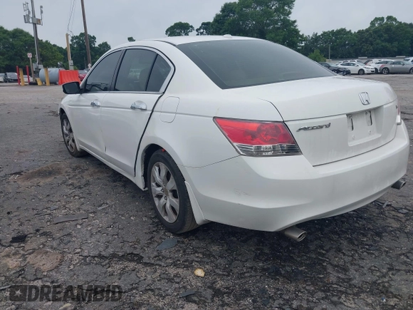 2008 Honda Accord EX-L z VIN 1HGCP36878A077463, wystawiony jako IAAI lot #42326557 z przebiegiem 187 387 mil mil oraz . Historia ofert i sprzedaży dostępna na DreamBid. Obrazek 3.