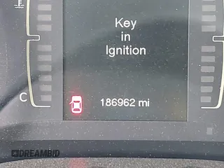 2018 Jeep Cherokee Latitude Tech Connect с VIN 1C4PJLCB2JD540423, выставлен на аукционе IAAI как лот 42159808 с пробегом 186 962 миль миль и . История ставок и продаж доступна на DreamBid. Изображение 15.