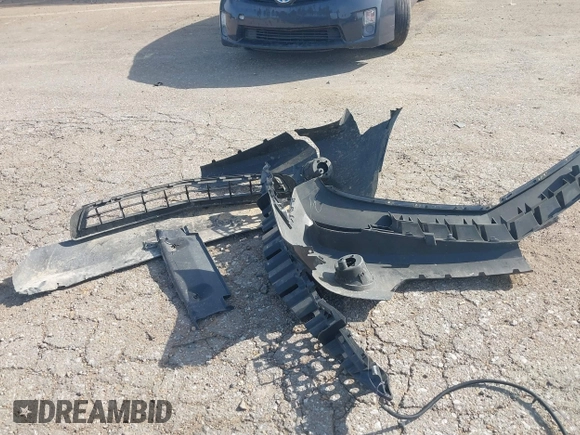 2011 Chevrolet Camaro 2LS с VIN 2G1FA1ED7B9145921, выставлен на аукционе IAAI как лот 41882713 с пробегом 222 577 миль миль и . История ставок и продаж доступна на DreamBid. Изображение 12.
