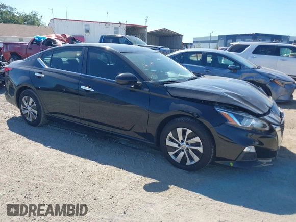 2020 Nissan Altima S z VIN 1N4BL4BV6LC184384, wystawiony jako IAAI lot #42312170 z przebiegiem 85 979 mil mil oraz . Historia ofert i sprzedaży dostępna na DreamBid. Obrazek 1.