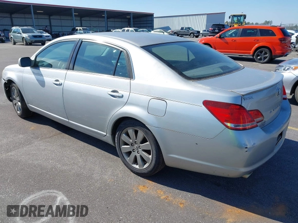 2007 Toyota Avalon XL with VIN 4T1BK36B97U168425, listed as a IAAI auction lot 41647739 with 259,115 mi miles and . Bid and sale history available at DreamBid. Image 3.
