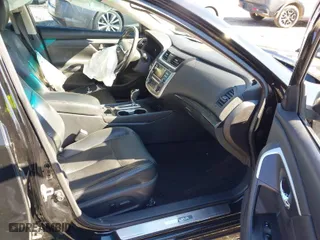 2016 Nissan Altima 2.5 SR with VIN 1N4AL3AP1GC220934, listed as a IAAI auction lot 41276996 with 225,398 mi miles. Bid and sale history available at carsss.com. Image 5.