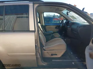 2006 Chevrolet TrailBlazer LS with VIN 1GNDS13S962265986, listed as a IAAI auction lot 41255894 with 162,459 mi miles. Bid and sale history available at carsss.com. Image 5.