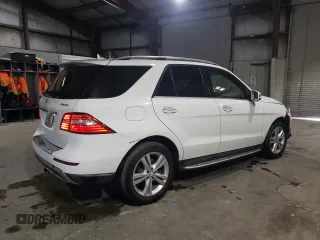 2015 Mercedes-Benz M ML 350 with VIN 4JGDA5HB2FA467081, listed as a Copart auction lot 43956725 with 172,701 mi miles and Salvage Title. Bid and sale history available at carsss.com. Image 3.