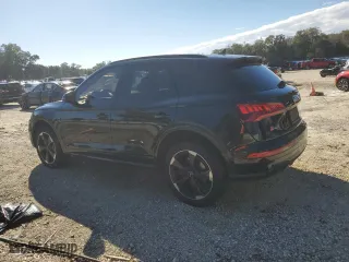 2019 Audi SQ5 Prestige with VIN WA1C4AFY2K2121473, listed as a Copart auction lot 88854105 with 70,263 mi miles and Salvage Title. Bid and sale history available at carsss.com. Image 2.