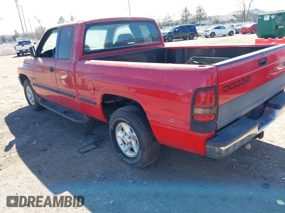 1999 Dodge 1500 z VIN 3B7HC13Y1XM517526, wystawiony jako IAAI lot #41746242 z przebiegiem 116 048 mil mil oraz . Historia ofert i sprzedaży dostępna na DreamBid. Obrazek 3.