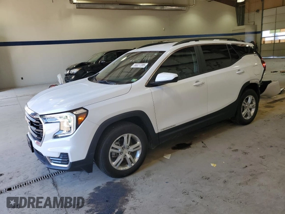 2022 GMC Terrain SLE z VIN 3GKALMEV8NL212599, wystawiony jako Copart lot #56027205 z przebiegiem 47 262 mil mil oraz Szkoda całkowita • Salvage title. Historia ofert i sprzedaży dostępna na DreamBid. Obrazek 1.