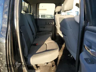 2014 Ram 1500 SLT z VIN 1C6RR7GM2ES279260, wystawiony jako Copart lot #79998644 z przebiegiem 317 046 mil mil oraz Szkoda całkowita • Salvage title. Historia ofert i sprzedaży dostępna na DreamBid. Obrazek 10.