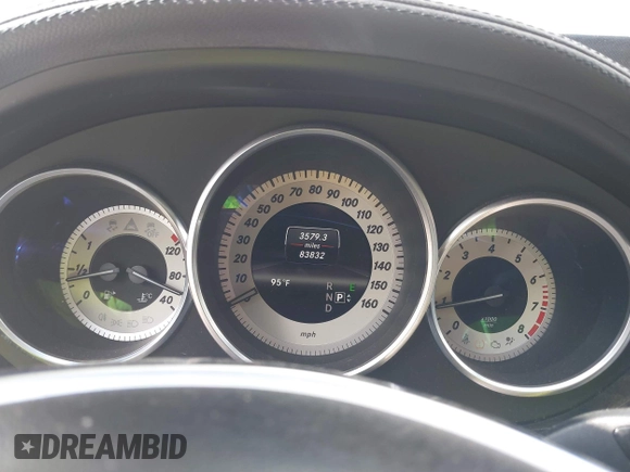 2013 Mercedes-Benz CLS 550 с VIN WDDLJ7DB4DA061243, выставлен на аукционе IAAI как лот 42480213 с пробегом 83 832 миль миль и . История ставок и продаж доступна на DreamBid. Изображение 7.