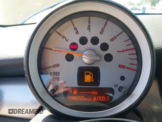 2008 MINI Hardtop S with VIN WMWMF73568TT90383, listed as a IAAI auction lot 42211410 with 98,055 mi miles and . Bid and sale history available at DreamBid. Image 7.