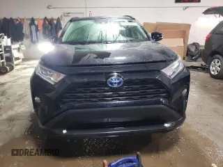 2019 Toyota RAV4 Hybrid XLE with VIN JTMRWRFV7KD006581, listed as a Copart auction lot 48137945 with 73,105 mi miles and Salvage Title. Bid and sale history available at carsss.com. Image 5.