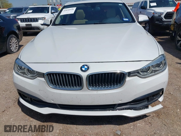 2018 BMW 3 Series 320i xDrive with VIN WBA8A3C59JA492173, listed as a IAAI auction lot 41850946 with 76,196 mi miles and . Bid and sale history available at DreamBid. Image 13.
